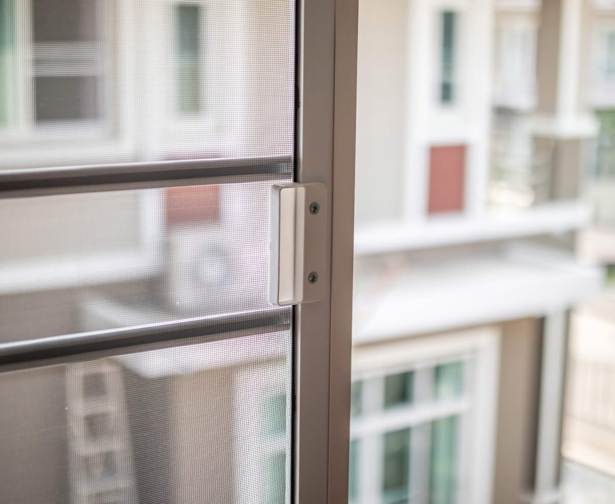 Замена дверной ручки-зацепа